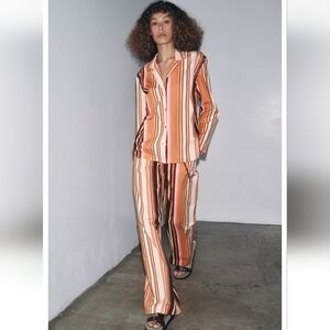 ZARA ZW COLLECTION STRIPED FLARE PANTS. SIZE LARGE